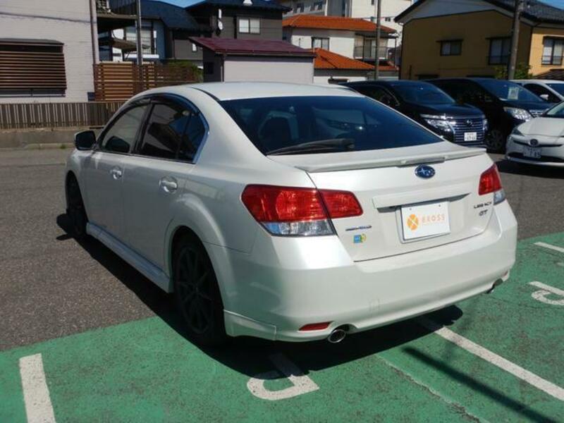 LEGACY B4