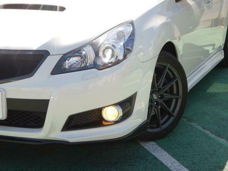 LEGACY B4