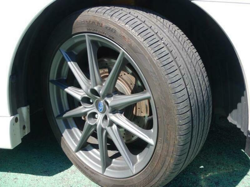 LEGACY B4