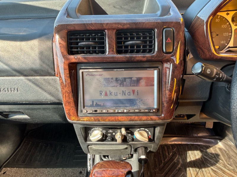 PAJERO MINI-16