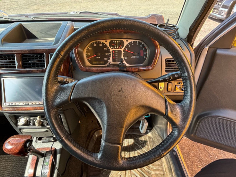 PAJERO MINI-13