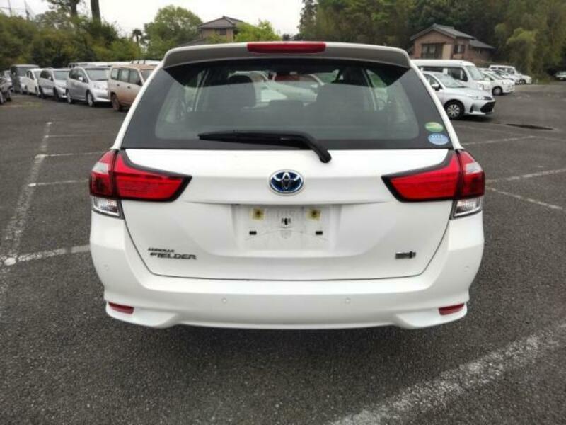 COROLLA FIELDER-4