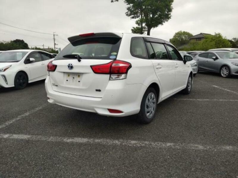 COROLLA FIELDER-2