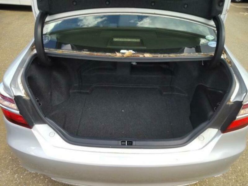CAMRY-5