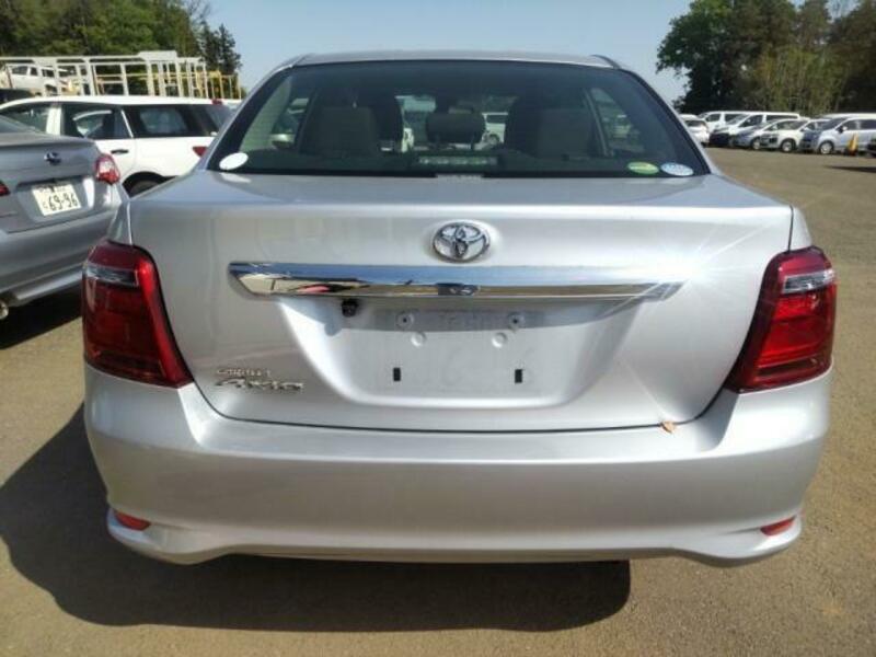 COROLLA AXIO