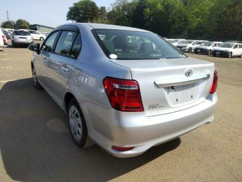COROLLA AXIO