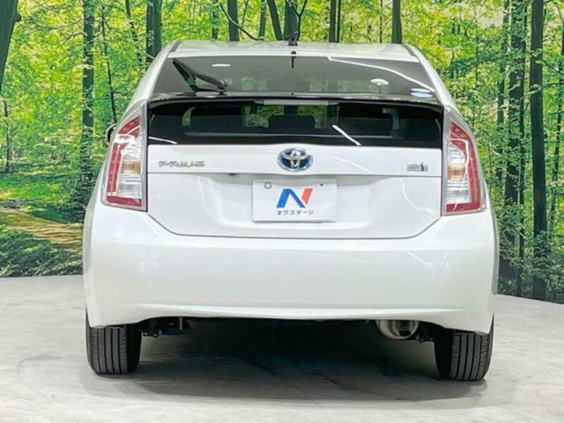 PRIUS-13