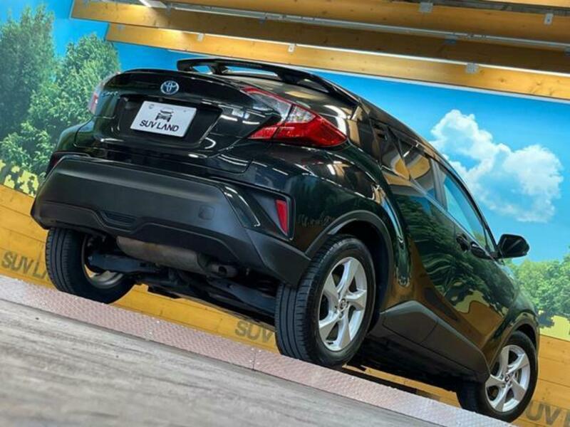 C-HR-17