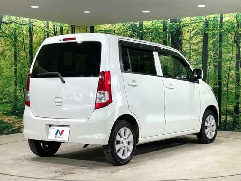 WAGON R-16