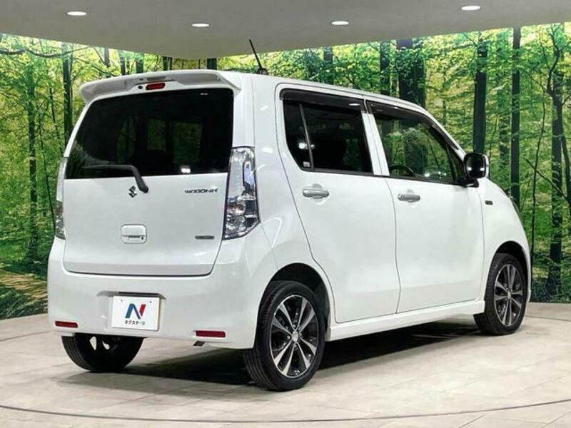 WAGON R-16