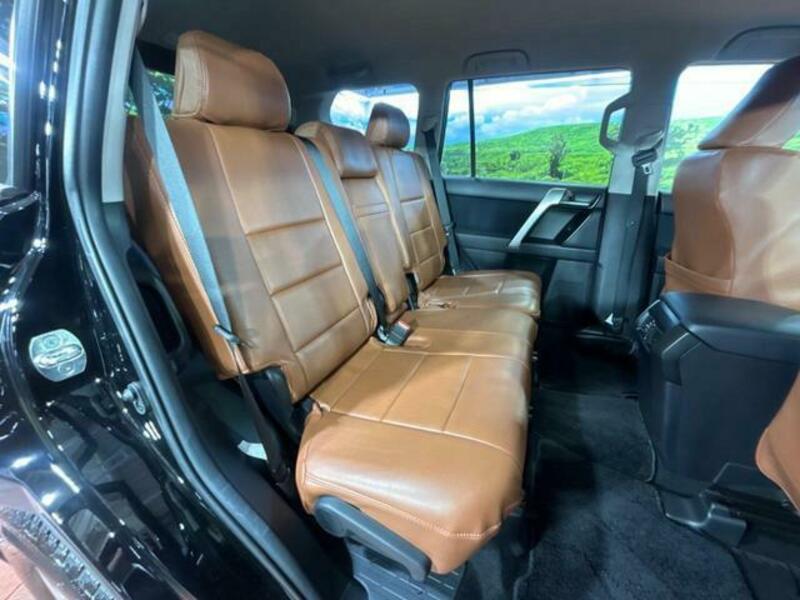 LAND CRUISER PRADO-7