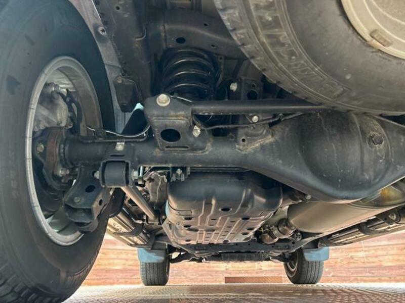 LAND CRUISER PRADO-19