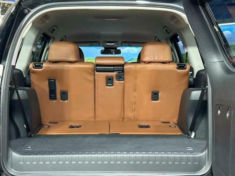 LAND CRUISER PRADO-9