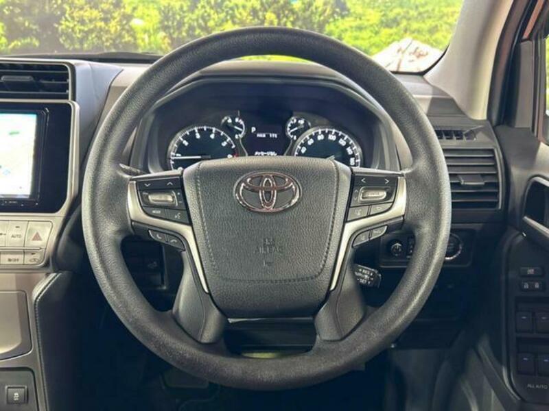 LAND CRUISER PRADO-10