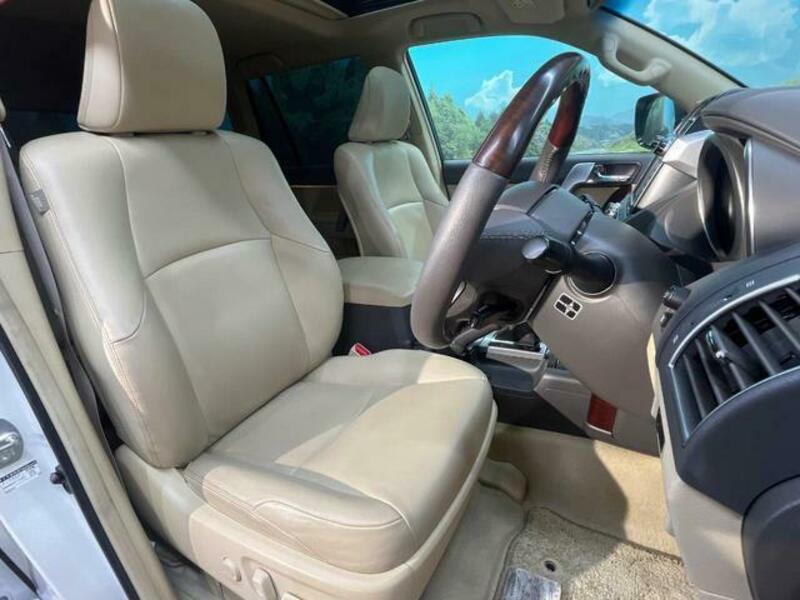 LAND CRUISER PRADO-7