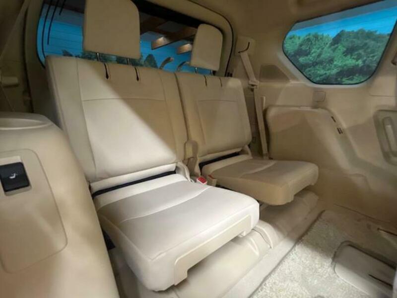 LAND CRUISER PRADO-9