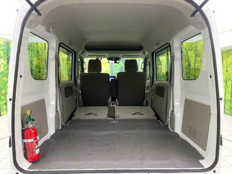 MINICAB VAN-9