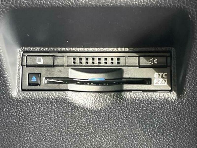PRIUS PHV-5