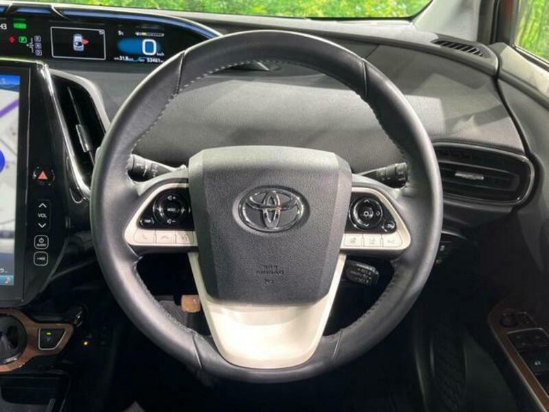 PRIUS PHV-11