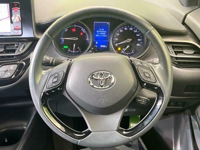 C-HR-10
