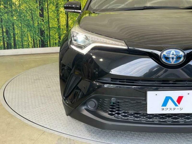 C-HR-11