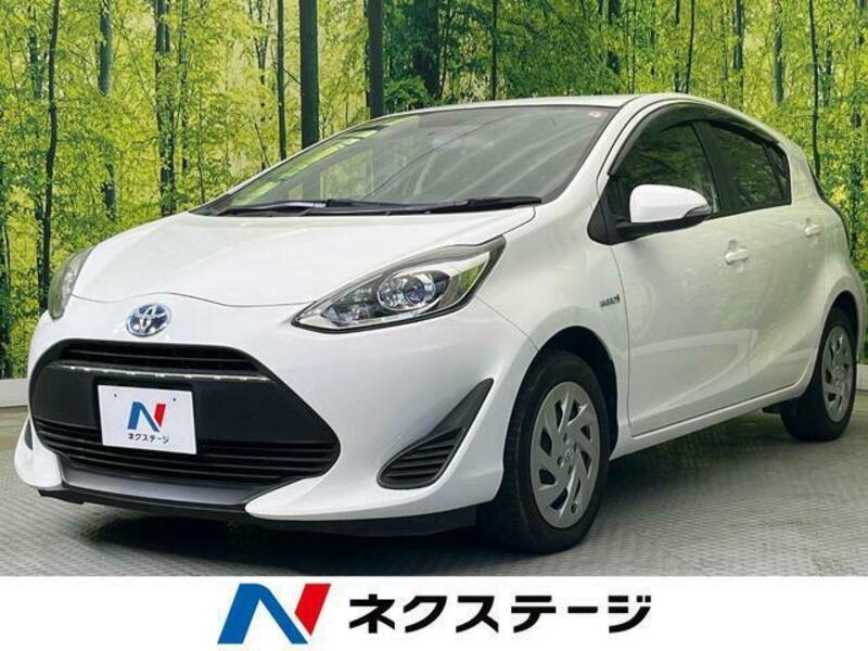 TOYOTA　AQUA