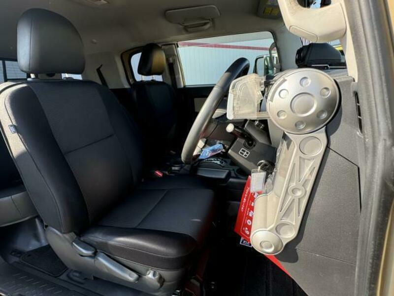 FJ CRUISER-5
