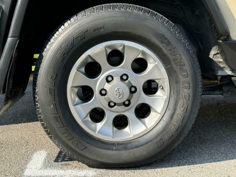 FJ CRUISER-8