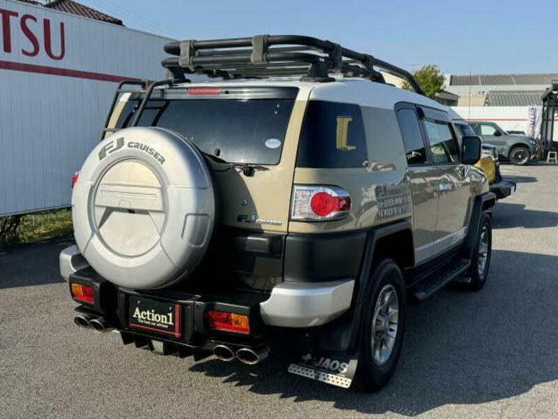 FJ CRUISER-13