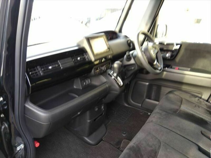 N BOX CUSTOM-7
