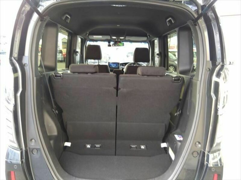 N BOX CUSTOM-12