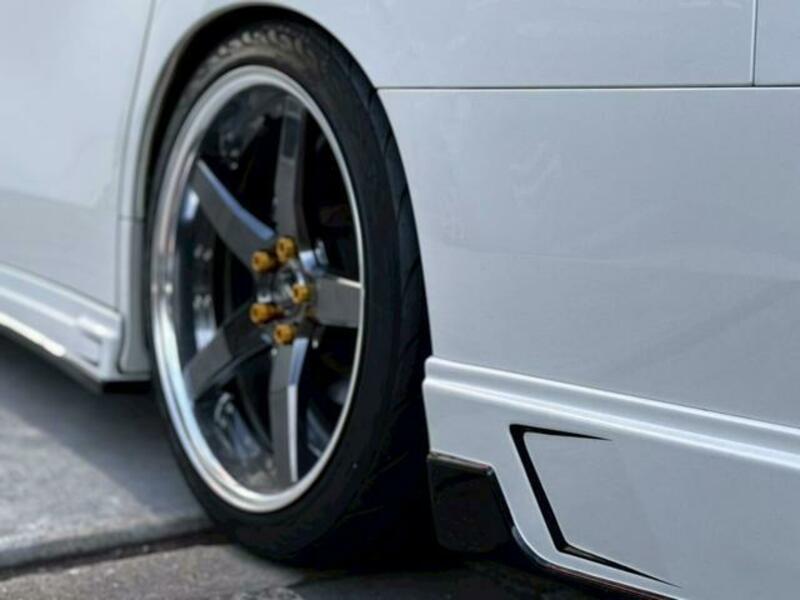ALPHARD-16