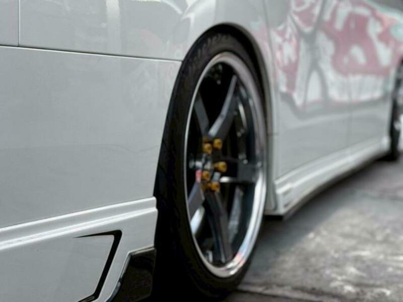 ALPHARD-17
