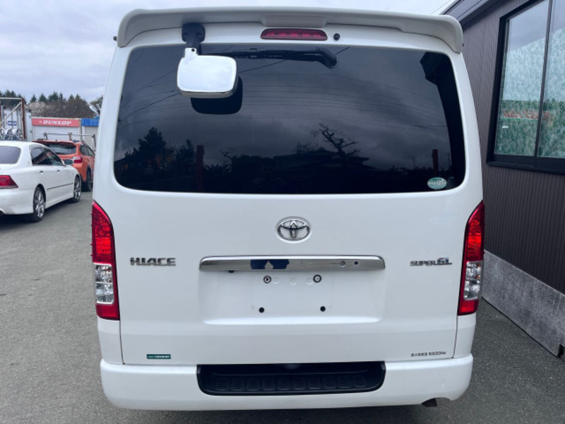 HIACE VAN