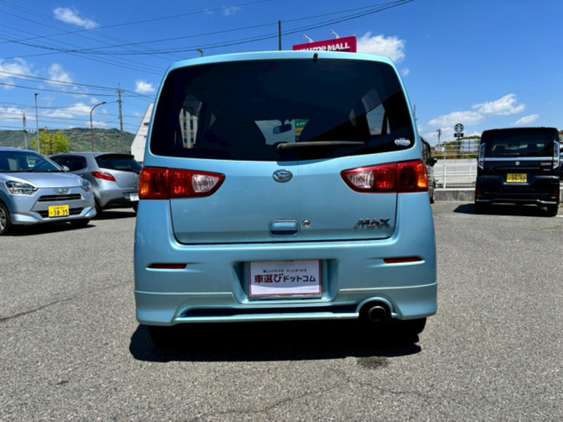 MAX-10