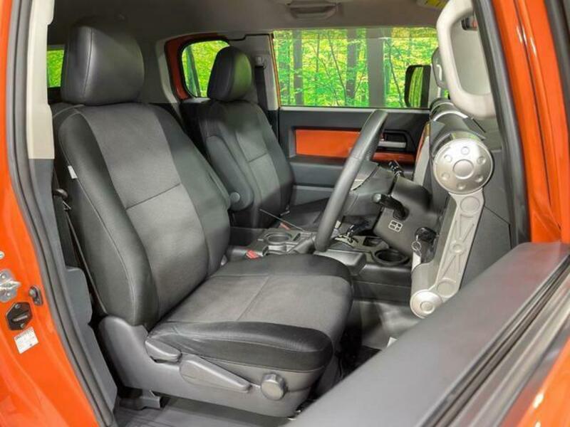 FJ CRUISER-7