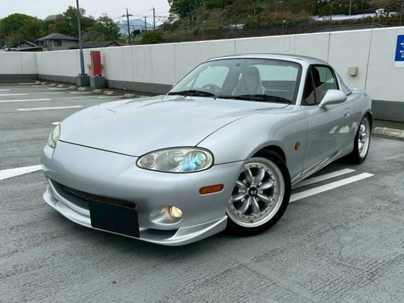 ROADSTER-4