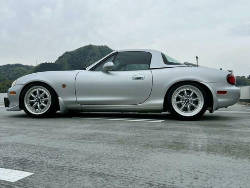 ROADSTER-14