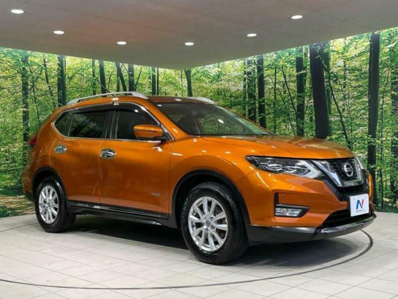 X-TRAIL