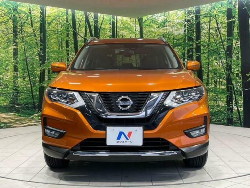 X-TRAIL