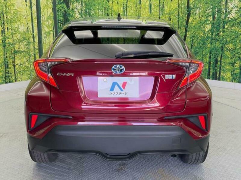 C-HR-15