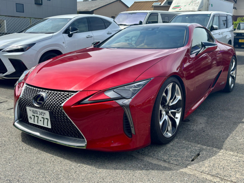 LEXUS　LC