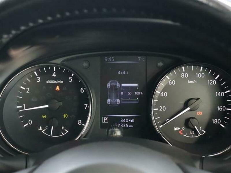 X-TRAIL