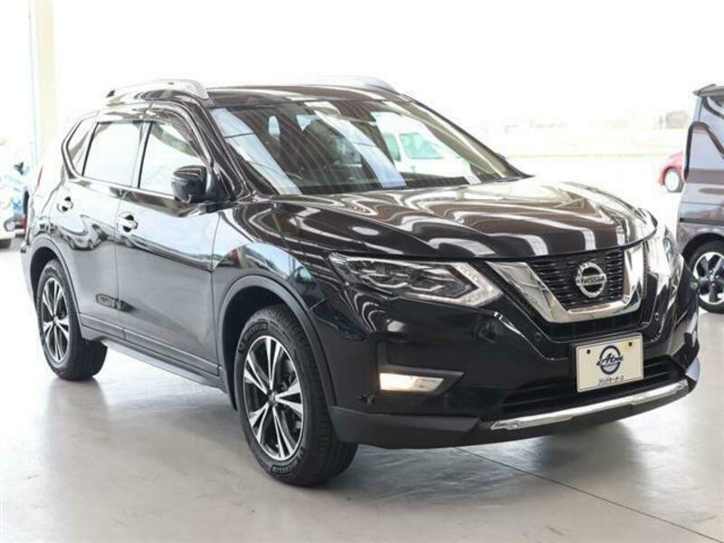 X-TRAIL