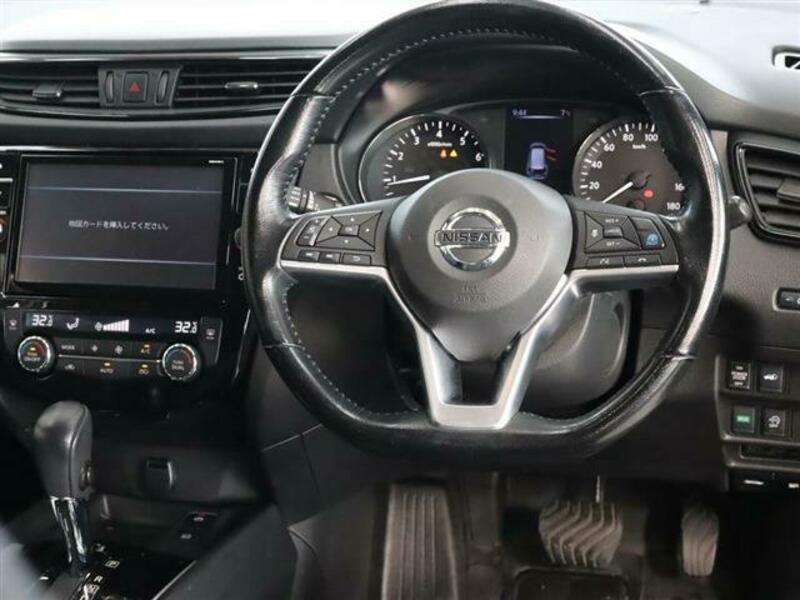 X-TRAIL