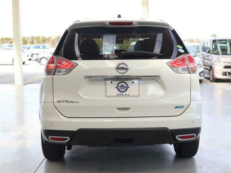 X-TRAIL-4