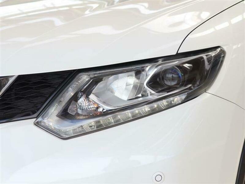 X-TRAIL-7