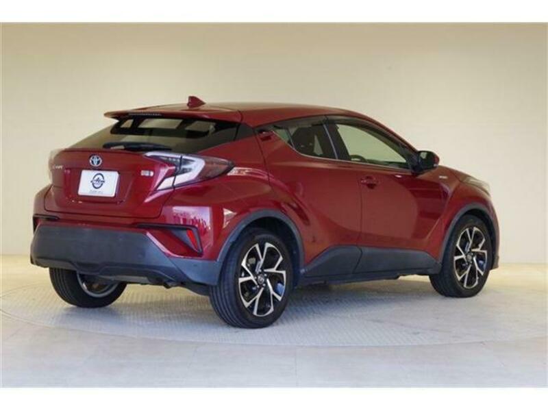 C-HR-9