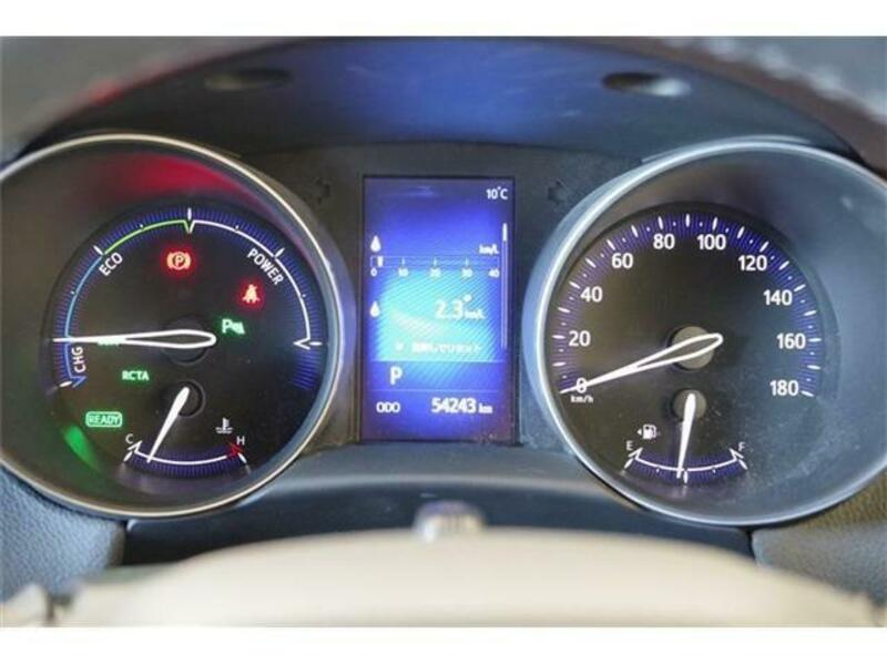 C-HR-11