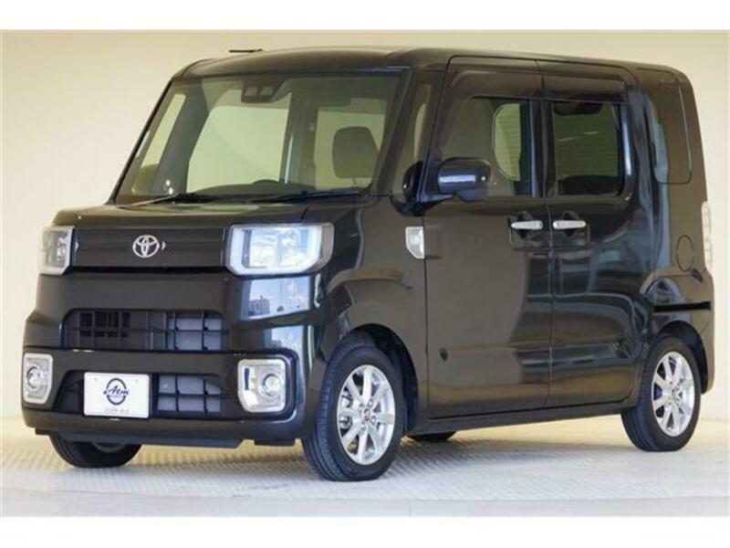 TOYOTA　PIXIS MEGA